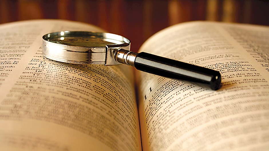 bible-magnifying-glass